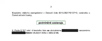 Anonymizované rozhodnutí, Nehoda na křižovatce, zranění posádky